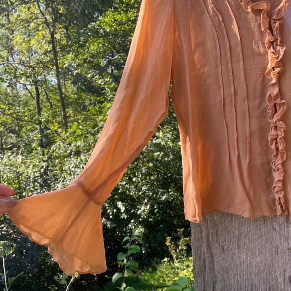 Vintage Silk Long Sleeve Blouse with Ruffle Detail - Picture 2 of 6